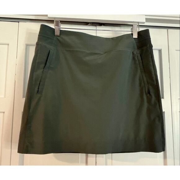 Athleta soho green athletic skort size 10 - Picture 10 of 11